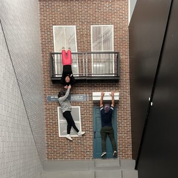 Museum of Illusions - Museums Near Me - Denver, Colorado