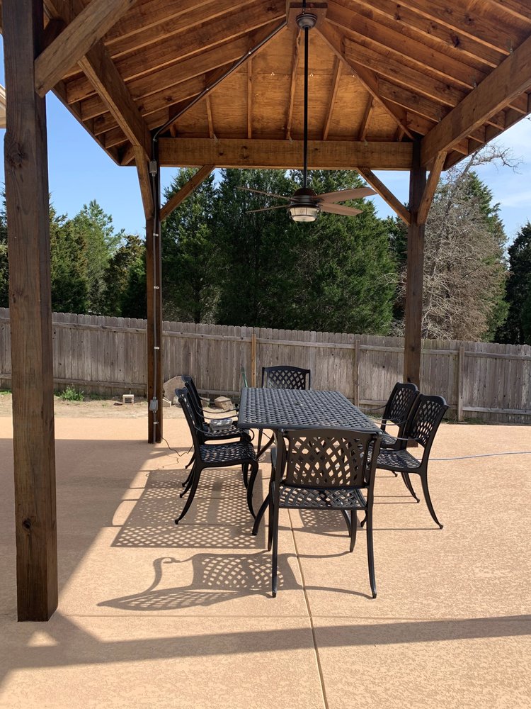 RUNKLE’S CUSTOM POOLS & SPAS Updated September 2024 13 Photos & 11