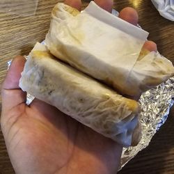La Ilusion Grocery - Small tacos