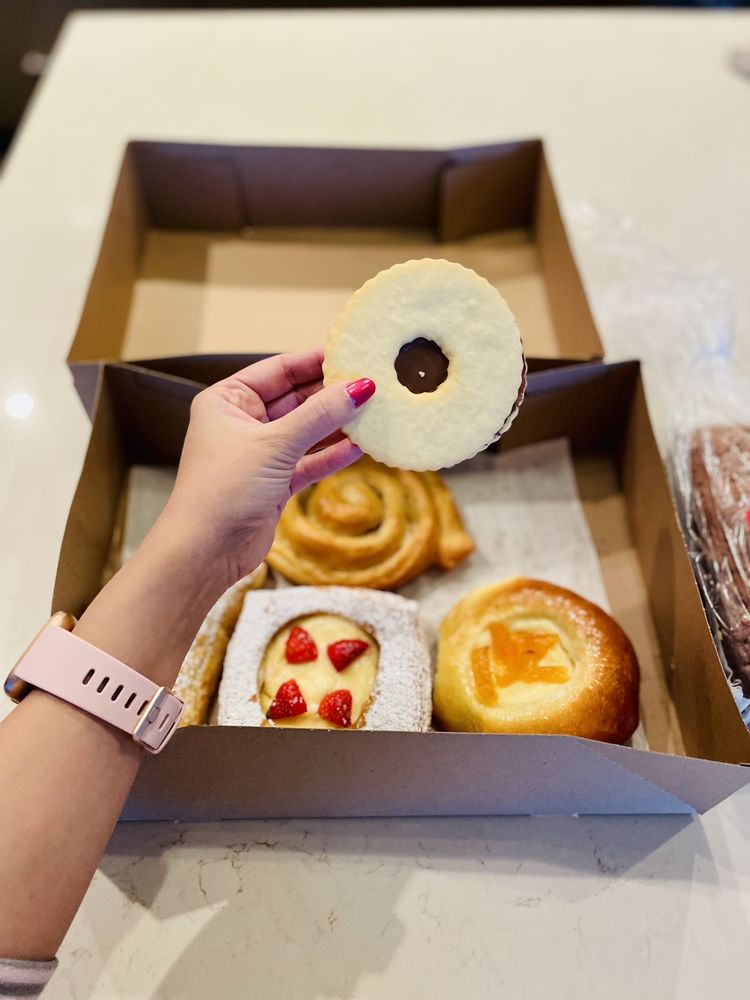 THE FRENCH BAKERY CLOSED Updated April 2024 215 Photos & 301