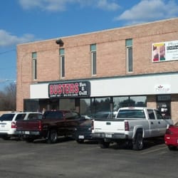 Buster's Bar & Grill