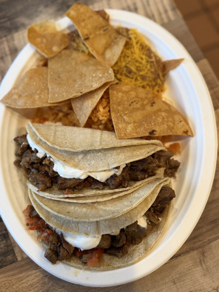 El Indio Mexican Restaurant and Catering
