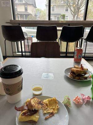 Golden Thyme Restaurant & Bar by null