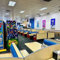 Chuck E. Cheese