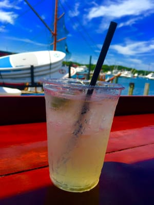 Fishbones Bar & Grille by null