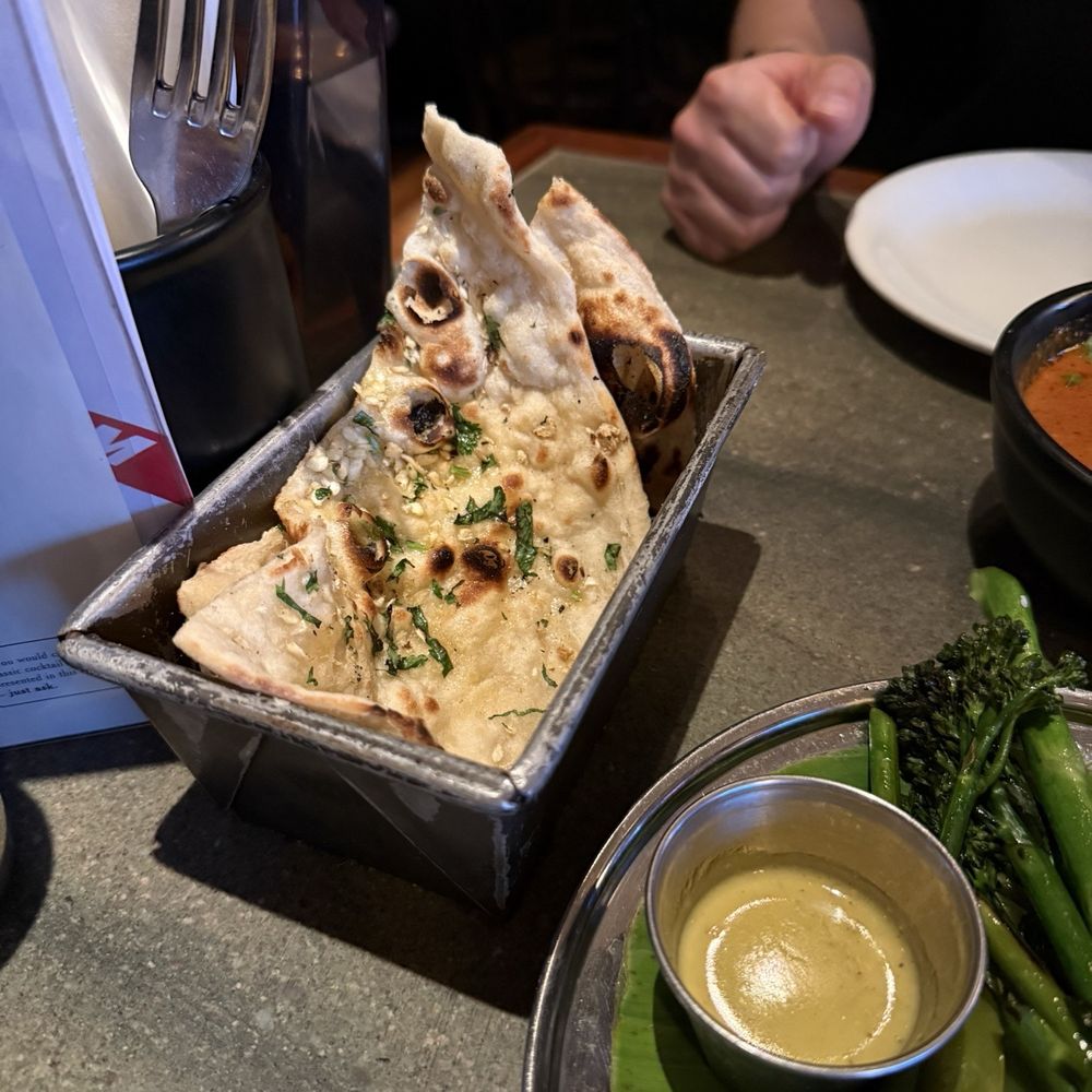 Dishoom - Garlic Naan - Indian Near Me - London, XGL