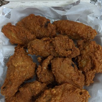 Crispy Dough Pizzeria - Chicken wings - Pizza Near Me - Boston, Massachusetts Crispy Dough Pizzeria - Chicken wings - Pizza Near Me - Boston, Massachusetts