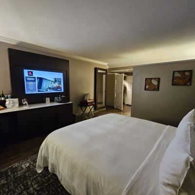 Monterey Marriott by null