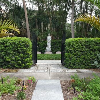 The Ringling - Burial garden of John & mabel ringling - Art Museums Near Me - Sarasota, Florida