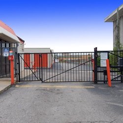 Public Storage