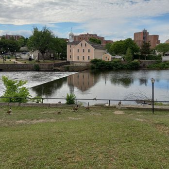 Slater Mill Historic Site - Museums Near Me - Pawtucket, Rhode Island Slater Mill Historic Site - Museums Near Me - Pawtucket, Rhode Island
