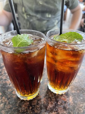 Oak Alley Plantation by null