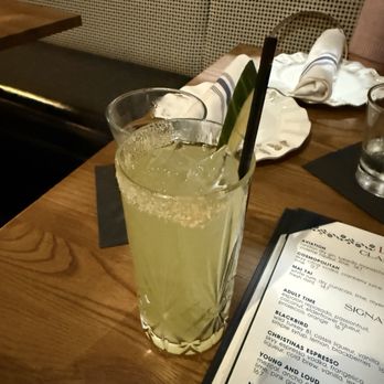 The Living Room - New American Near Me - Wesley Chapel, Florida