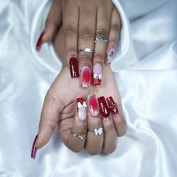 Nuyen Nail Care & Spa