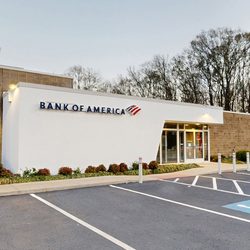 Bank of America Financial Center - Storefront
