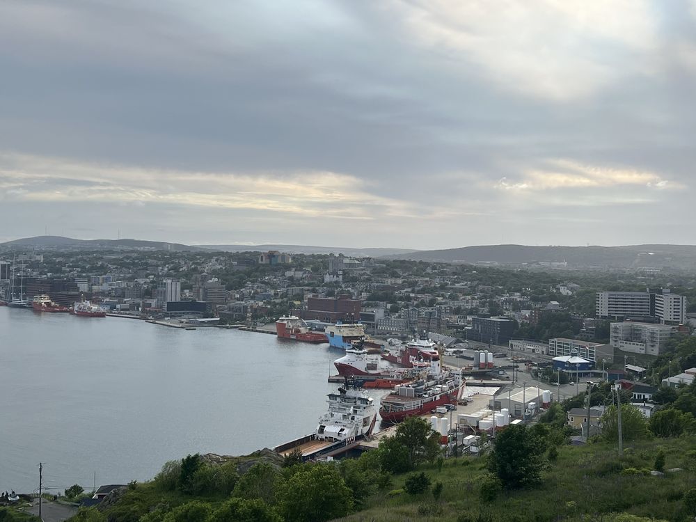 SIGNAL HILL VISITOR’S CENTRE Updated August 2024 Signal Hill Road