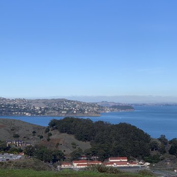 Battery Spencer - Clear day!! - Landmarks & Historical Buildings Near Me - Sausalito, California Battery Spencer - Clear day!! - Landmarks & Historical Buildings Near Me - Sausalito, California
