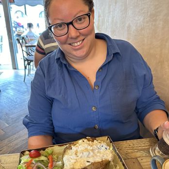 The Lost Elephant's Kitchen - Breakfast & Brunch Near Me - London, XGL
