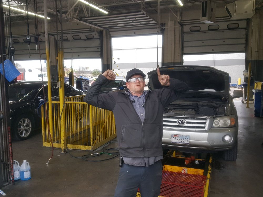 WALMART AUTO CENTER Updated September 2024 2100 Se Loop 410, San