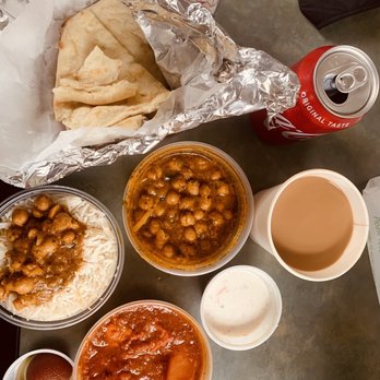 Aroma Indian Bistro - Chicken Vindaloo Punjabi Chana Masala Gulab Jamun Tandoori Naan Masala Chai Lunch Special Plain Basmati - Indian Near Me - Merchantville, New Jersey