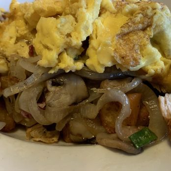 Rocko's 24 hour Diner - Skillet is on a bed of cubed hash browns - Diners Near Me - Mission, British Columbia Rocko's 24 hour Diner - Skillet is on a bed of cubed hash browns - Diners Near Me - Mission, British Columbia