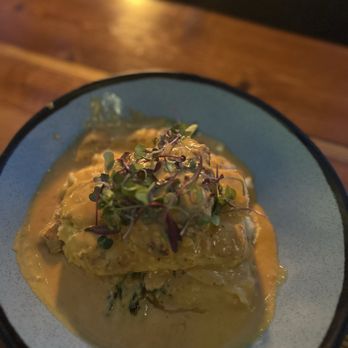 Caps On The Water - Crab topped flounder: special! NEEDS to be permanently on the menu!!!!!!! - Seafood Near Me - St Augustine, Florida