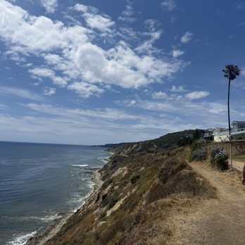 Ocean Trails - beach overlook - Hiking Near Me - Rancho Palos Verdes, California