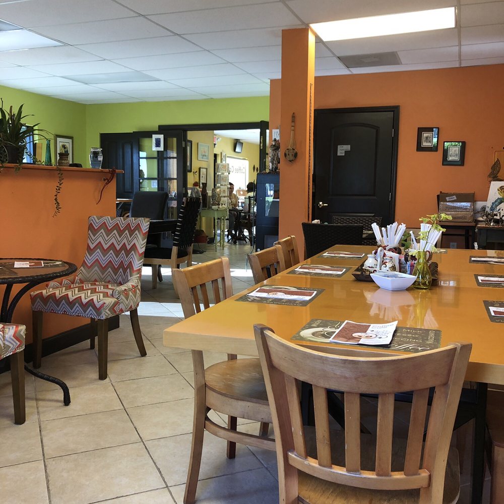 Lots of space and table options Lots of space and table options