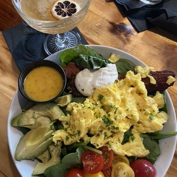 Broken Cage - Keto Plate with a crazy glittery cocktail - Cocktail Bars Near Me - Orlando, Florida Broken Cage - Keto Plate with a crazy glittery cocktail - Cocktail Bars Near Me - Orlando, Florida