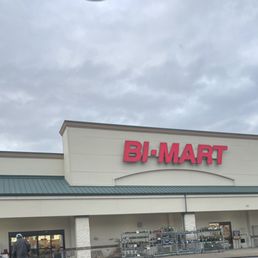 Exterior photo of Bi-Mart - Winston, Oregon Exterior photo of Bi-Mart - Winston, Oregon
