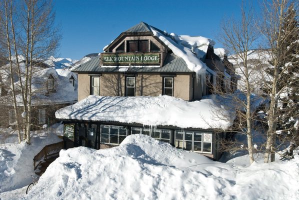 Elk Mountain Lodge by null