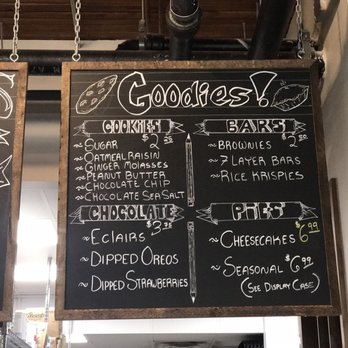 Molly's Cupcakes - Menu - Cupcakes Near Me - Chicago, Illinois Molly's Cupcakes - Menu - Cupcakes Near Me - Chicago, Illinois
