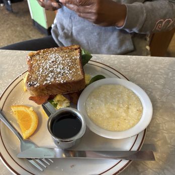 Home Grown - French toast sandwich - Diners Near Me - Atlanta, Georgia Home Grown - French toast sandwich - Diners Near Me - Atlanta, Georgia