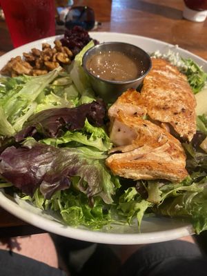 Bull and Bear Roadhouse by null