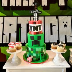 Dulce Cakes & Desserts
