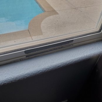Getz Handyman - Paint on windows - Handyman Near Me