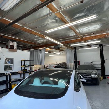 Full Circuit Collision Center - Body Shops Near Me - Santa Clarita, California Full Circuit Collision Center - Body Shops Near Me - Santa Clarita, California