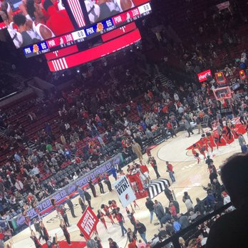 Moda Center - Stadiums & Arenas Near Me - Portland, Oregon