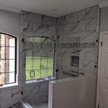 River City Construction And Design - a bathroom with a walk in shower - General Contractors Near Me - Kyle, Texas River City Construction And Design - a bathroom with a walk in shower - General Contractors Near Me - Kyle, Texas
