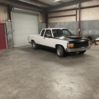 Truck and Trailer Repair - Repainted truck - Commercial Truck Repair Near Me - Morrow, Georgia Truck and Trailer Repair - Repainted truck - Commercial Truck Repair Near Me - Morrow, Georgia