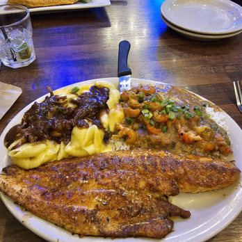 BB's Tex-Orleans - Blackened Reddish with crayfish etouffe and Chalmette macaroni - Cajun/Creole Near Me - Houston, Texas