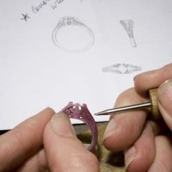 Dransfield Jewelers - Dransfield jeweler Kristen Powers designing a custom engagement ring
