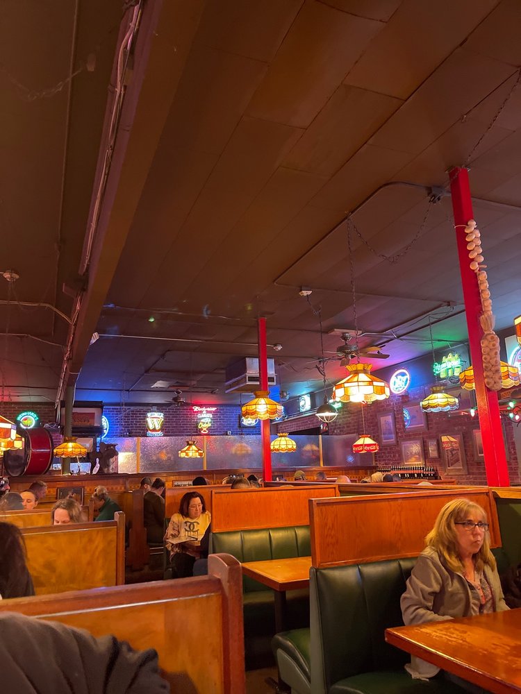 Aversano's Italian Restaurant