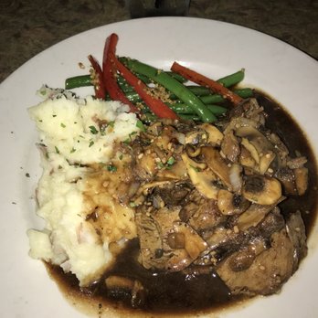 Strings Italian Cafe Lodi - Braised short rib - Italian Near Me - Lodi, California Strings Italian Cafe Lodi - Braised short rib - Italian Near Me - Lodi, California