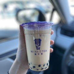 Ni Hao Tea - Ni Hao Milk Tea ($5.20), add boba ($0.75)