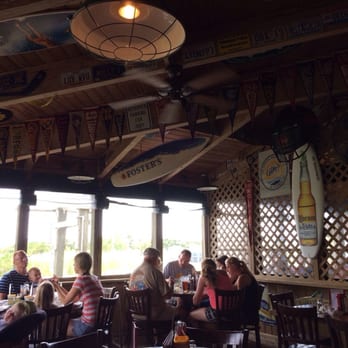Howard's Pub & Raw Bar Restaurant - Seafood Near Me - Ocracoke, North Carolina Howard's Pub & Raw Bar Restaurant - Seafood Near Me - Ocracoke, North Carolina