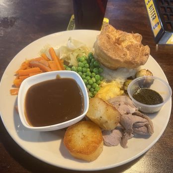 Best of British Pub - Roast Lamb Sunday Dinner - British Near Me - Clermont , Florida Best of British Pub - Roast Lamb Sunday Dinner - British Near Me - Clermont , Florida