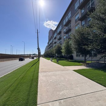 Three Vines - Commercial lawncare - Lawn Services Near Me Three Vines - Commercial lawncare - Lawn Services Near Me