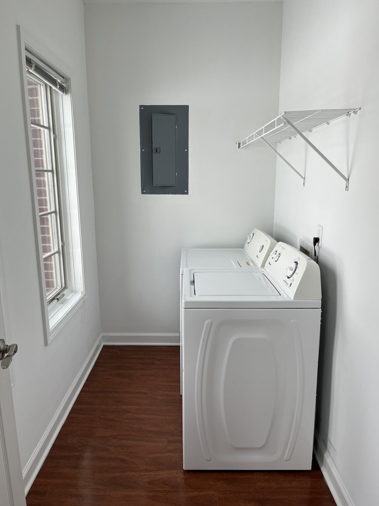 LIONS GATE LUXURY APARTMENTS Updated September 2024 14 Photos