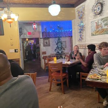Dali Restaurant & Tapas Bar - Spanish Near Me - Somerville, Massachusetts